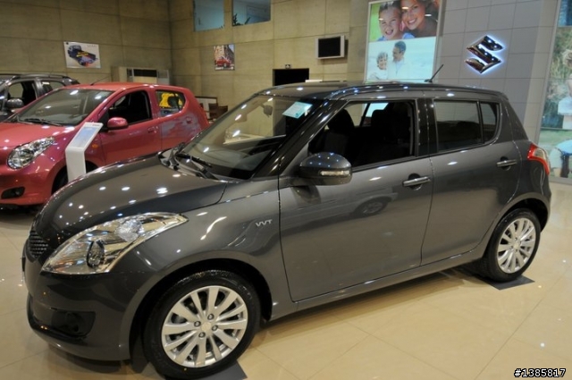 燒滾滾的all new suzuki swift 新車照