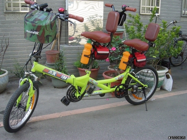 協力車~集合簽名報到處~有 27部協力車了