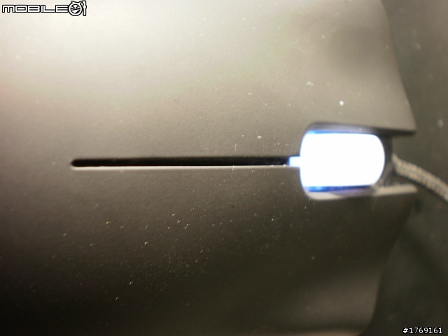 [開箱]  真假死神大對決 ViewSonic MU660