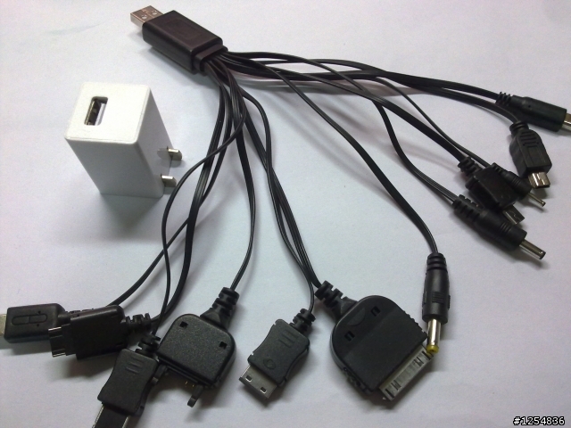 [分享]USB 12個轉接頭!(只能充電)