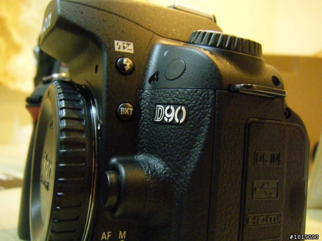[開箱] Nikon D90 & Nikon AF 35mm F2D & Takara & 收藏家