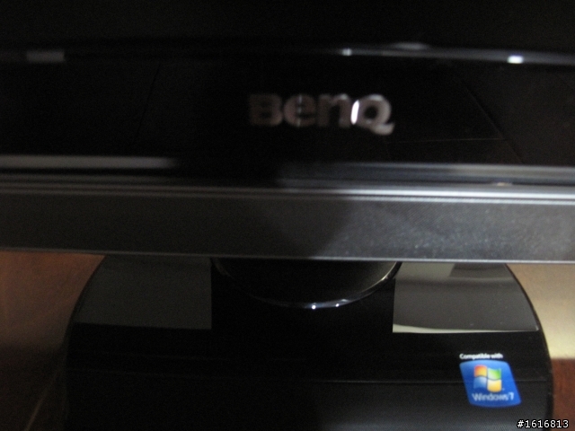 {開箱}BENQ-M2700HD