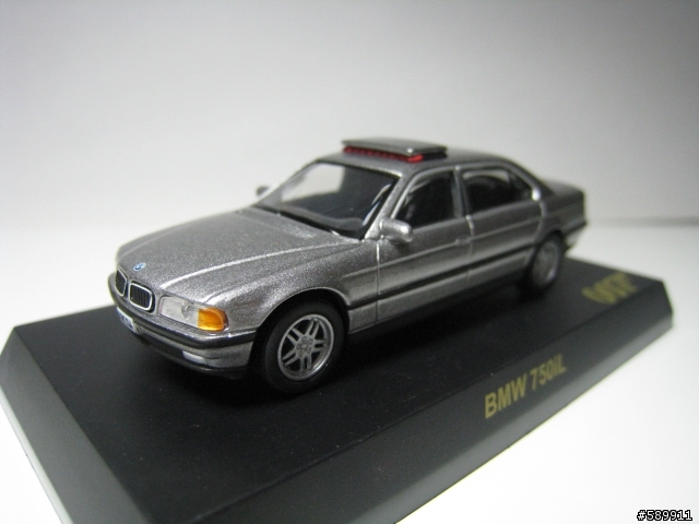 [1/72] KYOSHO 007 JAMES BOND 小汽車收藏開箱
