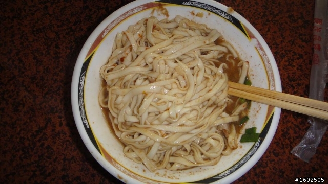 大年初2...小跑跑..吃飽飽