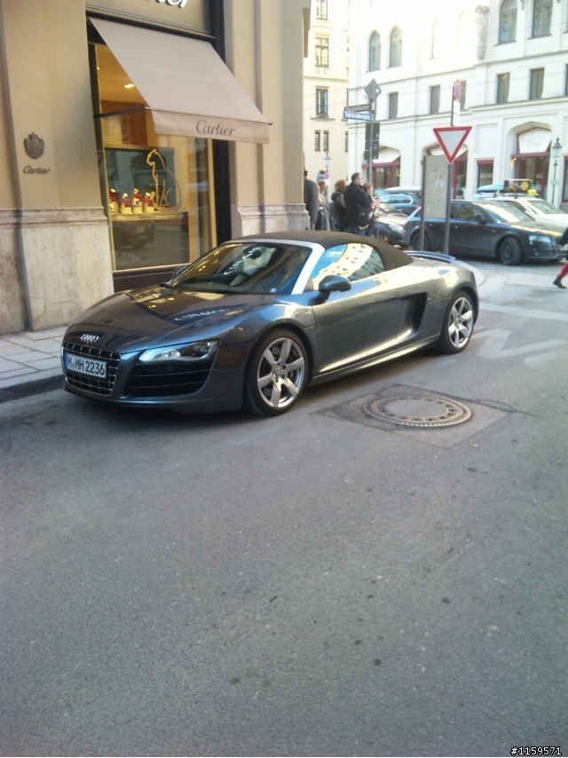 敞篷 V10 R8
