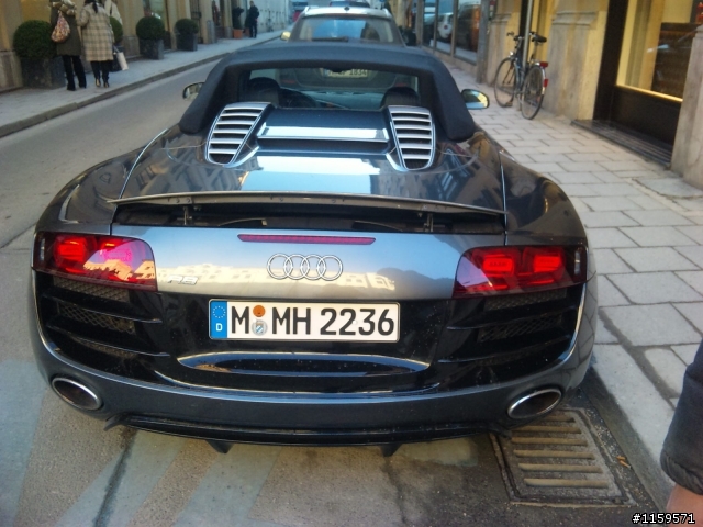 敞篷 V10 R8