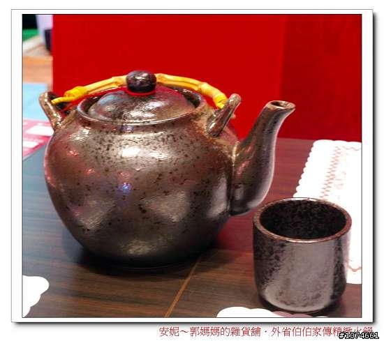 外省伯伯家傳精緻火鍋市府店．一鍋一燒．高雄市政府後．國民市場