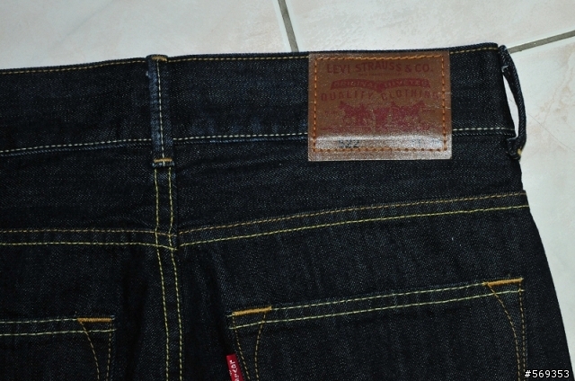 [疑問]Levi's 522 slim 原色褲大哉問