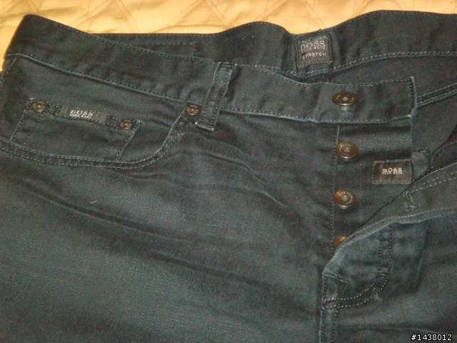 分享: HUGO BOSS 牛仔褲