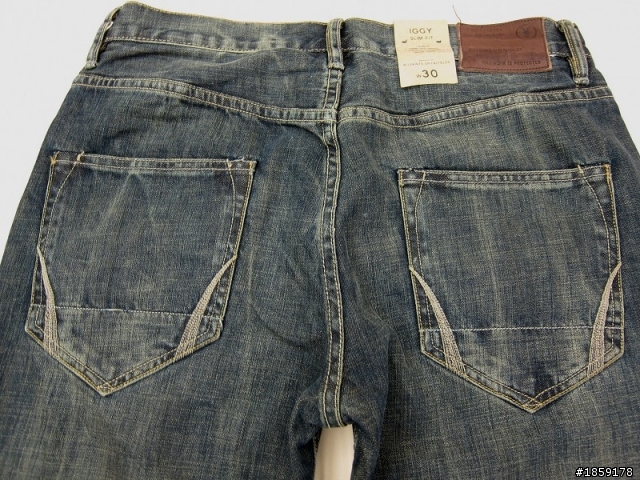 來個冷門分享：Allsaints 牛仔褲。