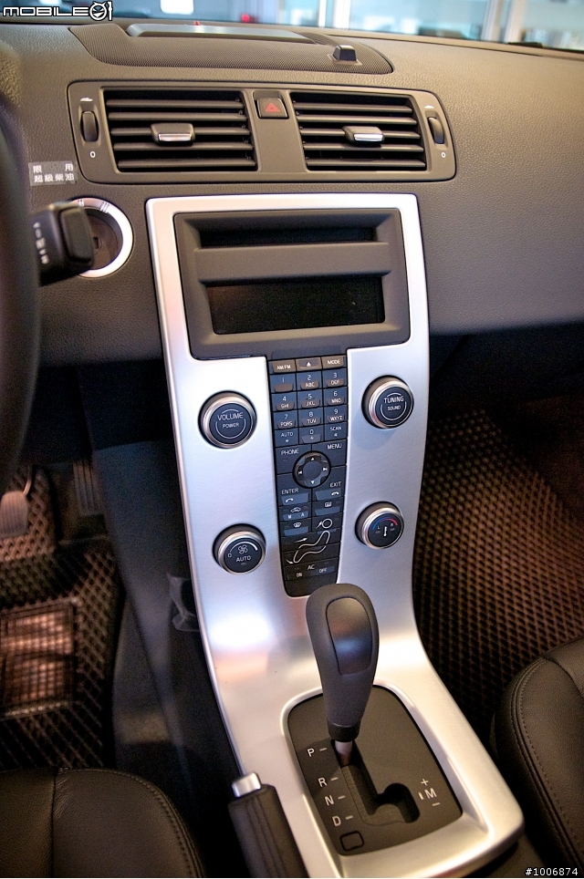 [開箱]Volvo S40 D4低調開箱