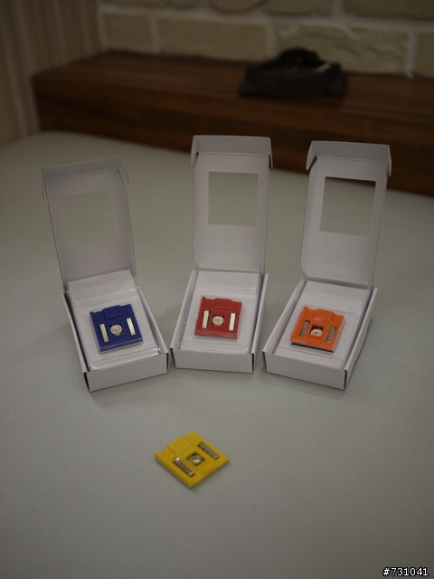 [LED燈DIY安裝開箱] 手癢  自己DIY裝了幾個小燈 還有氣氛檯燈 HOLA買的LUMEOS LED燈