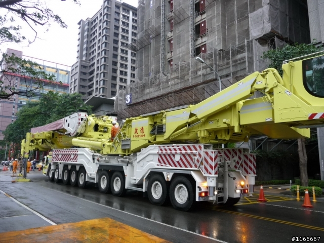 LIEBHERR-1200T吊車上工了 "2/16日新增巨怪躺下照片(拆除)"