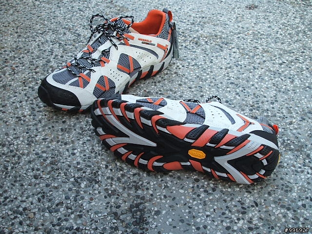 {Keen }Hood River II 和【MERRELL】WATERPRO MAIPO男款水陸兩棲鞋