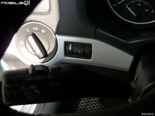 2011.1.17牽新車skoda octavia combi 1.8tsi 補開箱（圖多傷眼請包含）