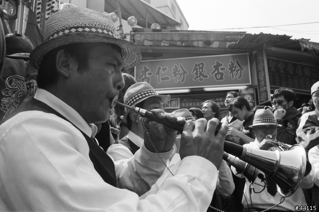 [分享]初六三峽祖師廟神豬~黑白底片