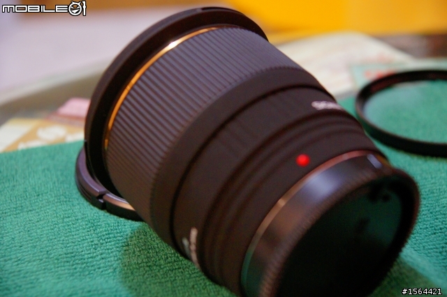 [開箱]Sigma 24mm f1.8