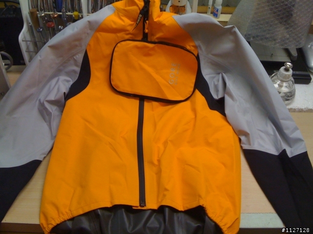 [開箱] 單車用的GORE-TEX 開箱文