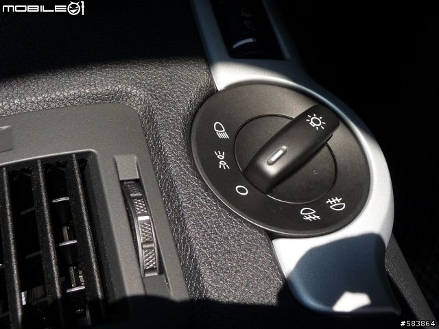 2011.1.17牽新車skoda octavia combi 1.8tsi 補開箱（圖多傷眼請包含）