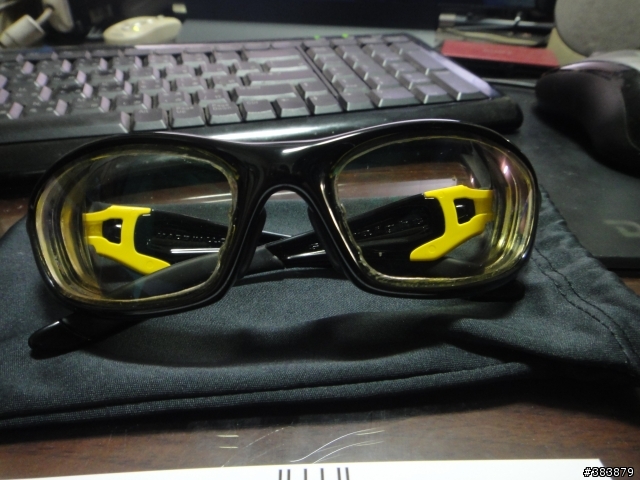 我的Oakley Livestrong STRAIGHT JACKET