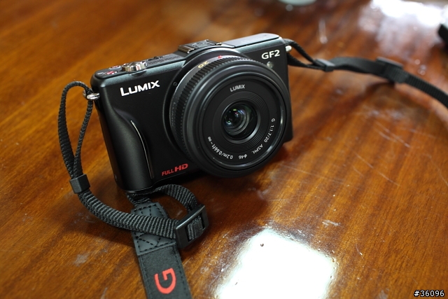 黑色GF2、20mm、原廠皮套分享