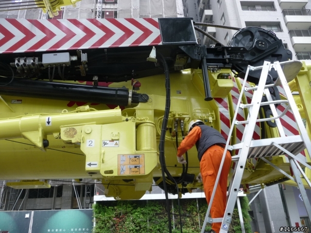 LIEBHERR-1200T吊車上工了 "2/16日新增巨怪躺下照片(拆除)"