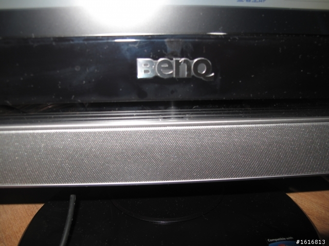 {開箱}BENQ-M2700HD