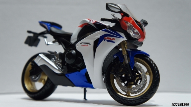 1:12 重機模型 HONDA CBR1000rr(仿賽) and CB1000r(街車)