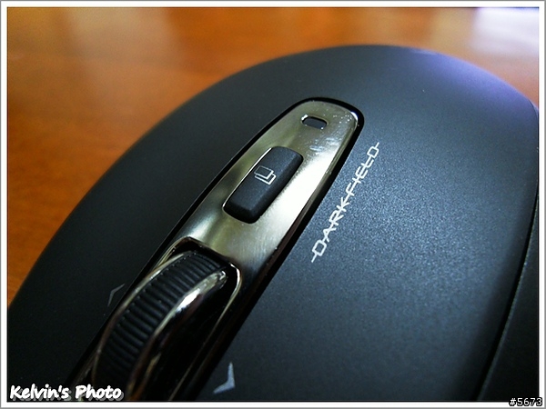 到處都是滑鼠墊-Logitech M905