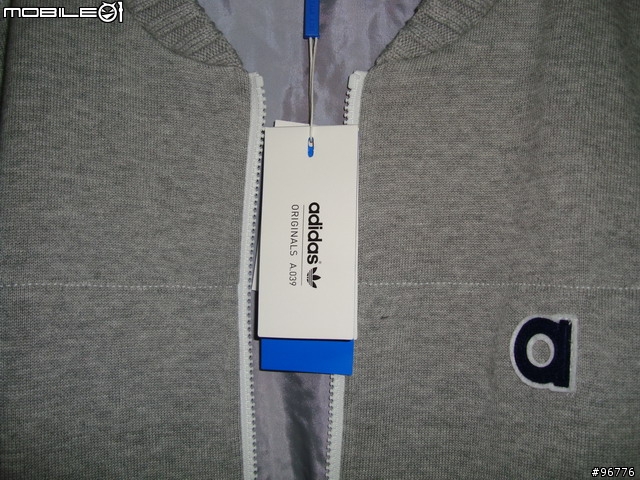 [分享]Adidas Original秋冬新款舖棉外套