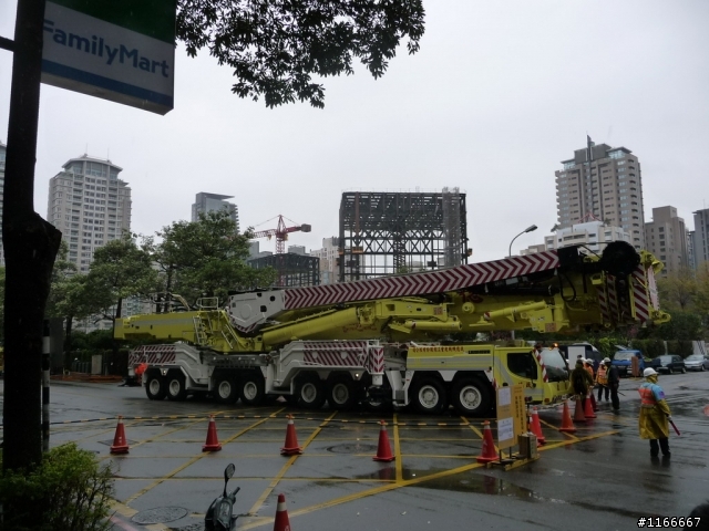 LIEBHERR-1200T吊車上工了 "2/16日新增巨怪躺下照片(拆除)"