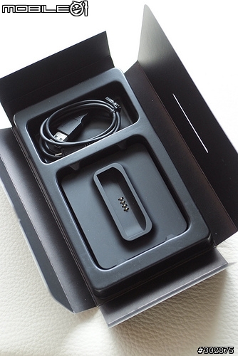 IP4 充電器 超推薦款! Essential TPE Verbin Charger