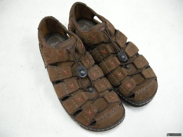 Clarks皮質休閒涼鞋
