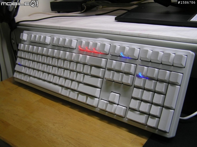 DUCKY DK9008 SNOW版 同場 附送白同刻一組 中文茶軸 開箱