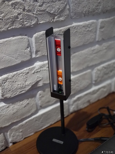 [LED燈DIY安裝開箱] 手癢  自己DIY裝了幾個小燈 還有氣氛檯燈 HOLA買的LUMEOS LED燈