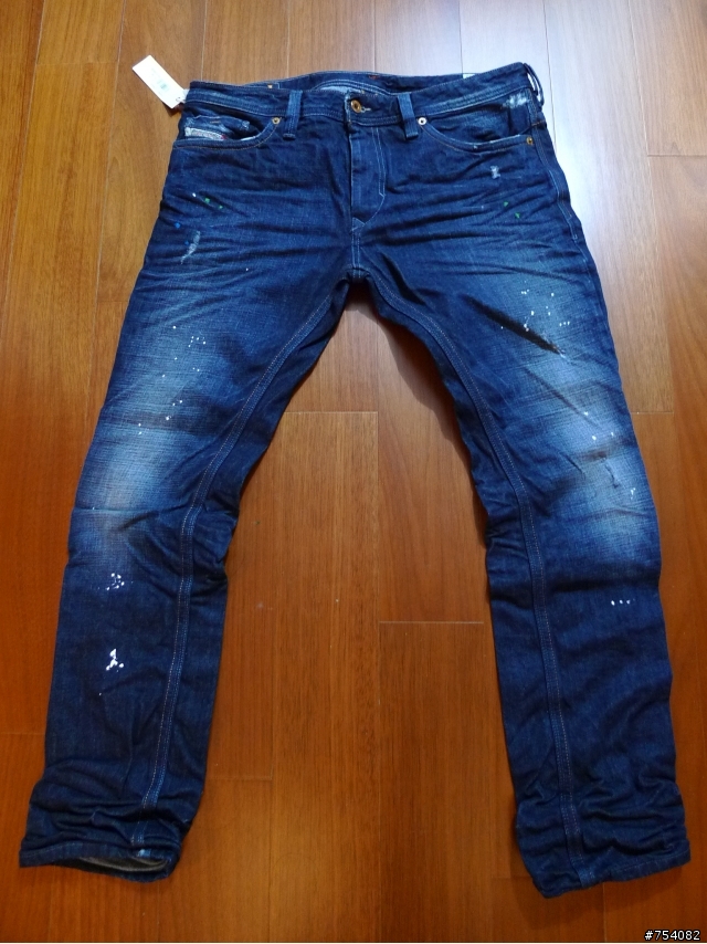 [分享]DIESEL 2011 S/S THANAZ 74K