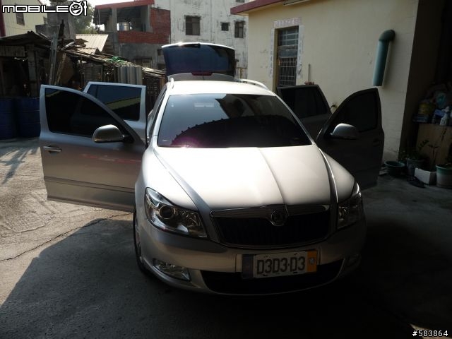 2011.1.17牽新車skoda octavia combi 1.8tsi 補開箱（圖多傷眼請包含）