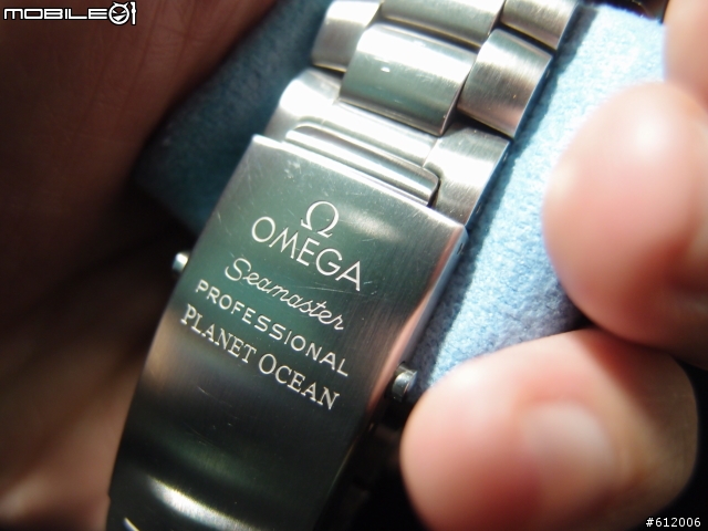 OMEGA的橘海馬