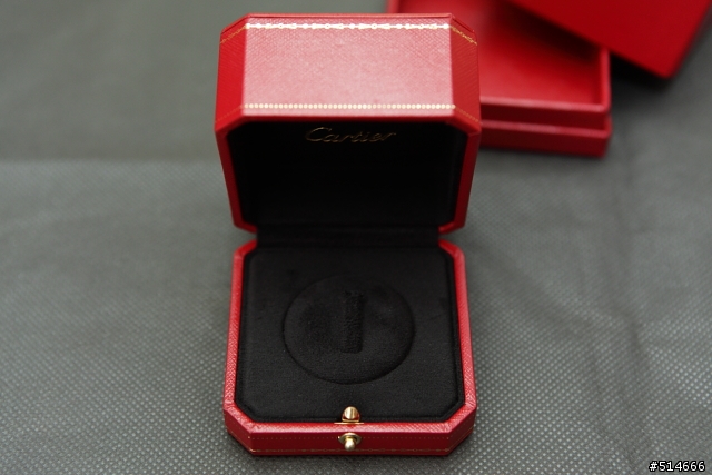 民國100年1月1日的台北101之願 -- Cartier "Trinity" 對戒