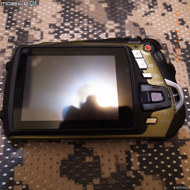 [開箱] 遲來的開箱- CASIO EX-G1 軍裝綠 (純外觀分享) 2/21 新增拍攝照片