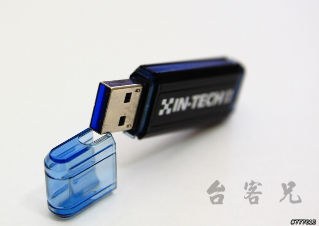 入門級USB3.0隨身碟PK高貴的USB2.0隨身碟