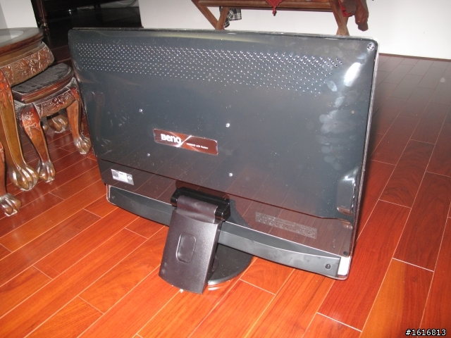 {開箱}BENQ-M2700HD