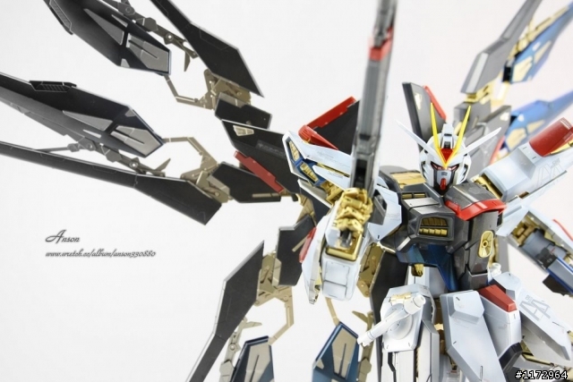 新手第一次上色 PG 1/60 Strike Freedom