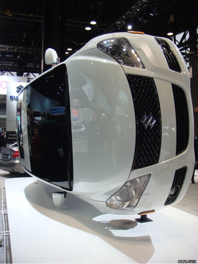 [車展]2011 芝加哥車展 Live 圖(超)多請耐心等待~
