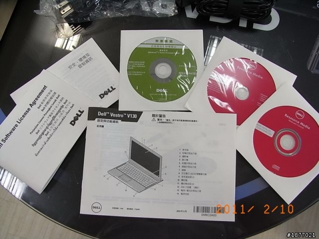 [不專業開箱文]輕薄筆電機種 DELL V130