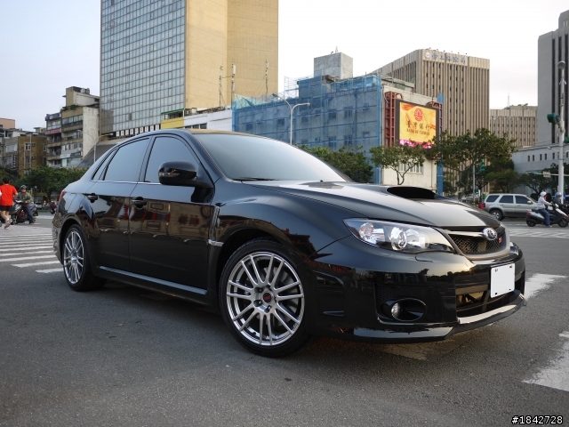 黑色 2011 STI Sedan 簡易開箱