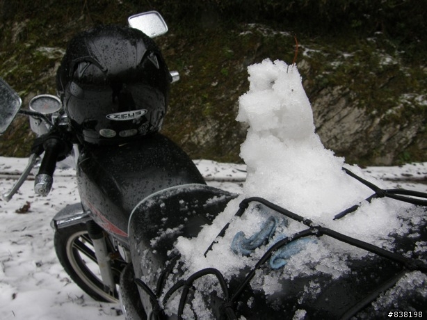 鼻涕、犁田、手凍僵  追隨鄭喵喵的腳步之 不是武嶺的大禹嶺