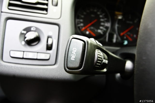 [開箱]S40 D4若是傷眼，請見諒