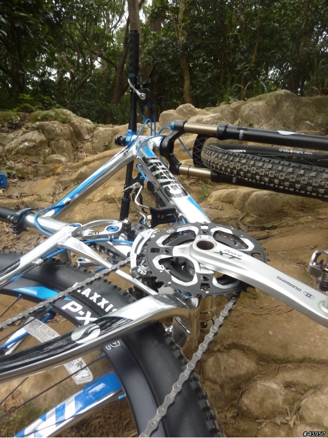 [分享]大輪子給我截然不同的新感受 2011 Giant Anthem X 29er(二奶兒)