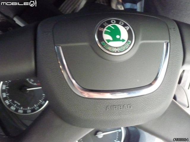 2011.1.17牽新車skoda octavia combi 1.8tsi 補開箱（圖多傷眼請包含）